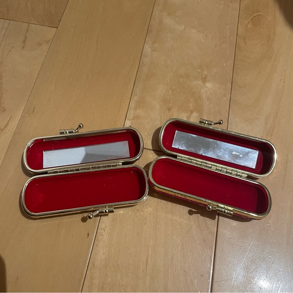 2 new embroidery lipstick cases with mirror - Picture 2 of 3